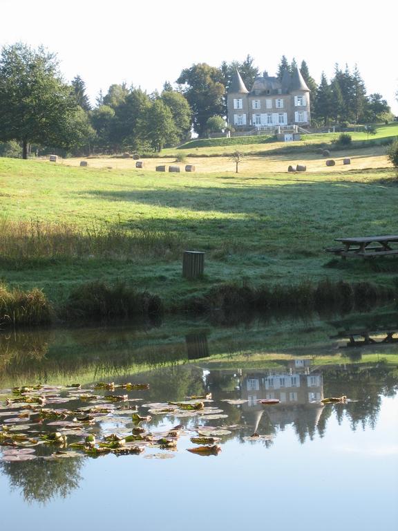 Château Le Mialaret Neuvic (Correze) Exterior foto